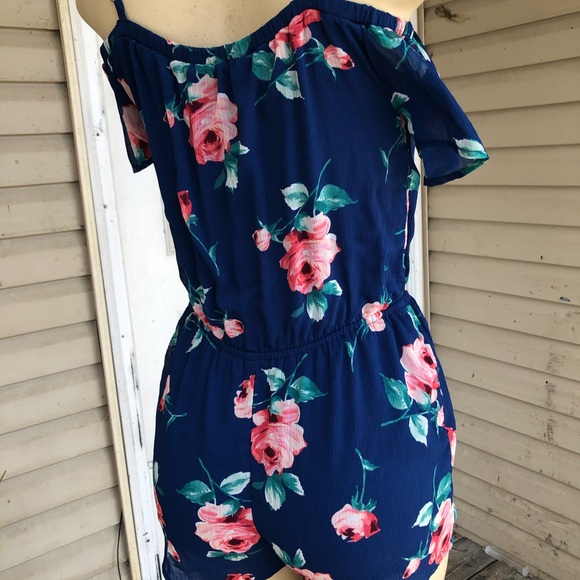 Abercrombie kids blue floral romper - Picture 7 of 9